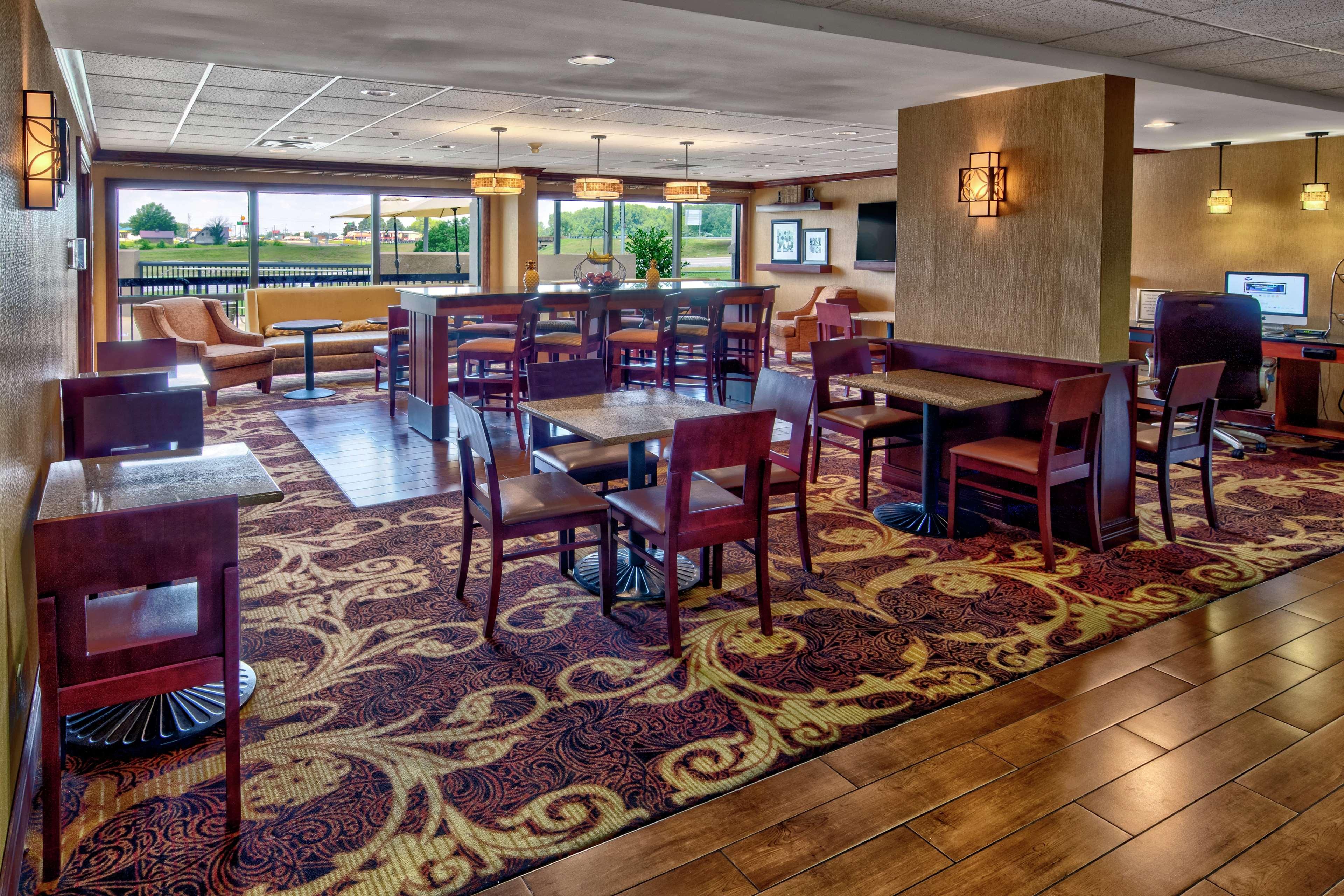 Hampton Inn Corinth Dış mekan fotoğraf