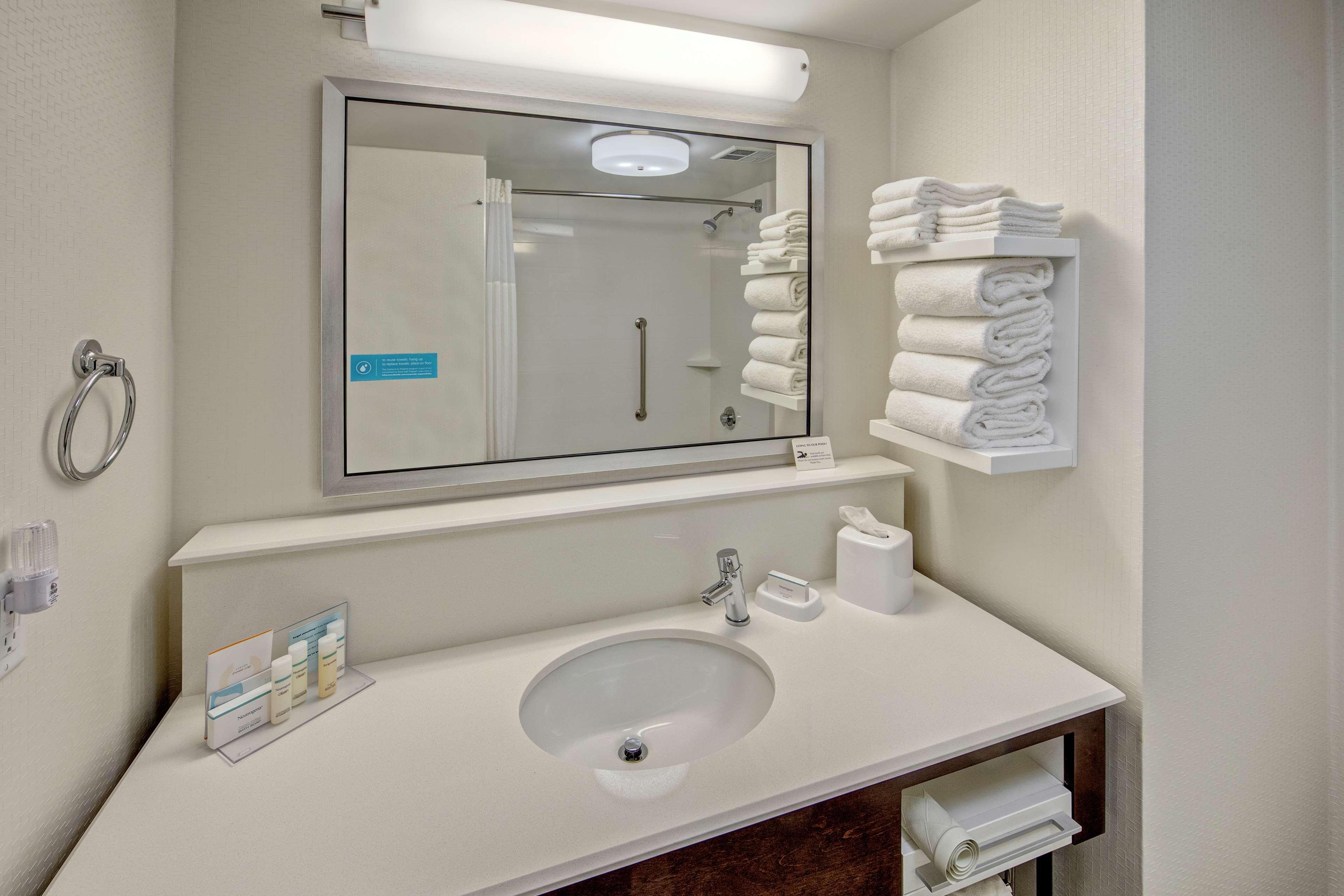Hampton Inn Corinth Dış mekan fotoğraf